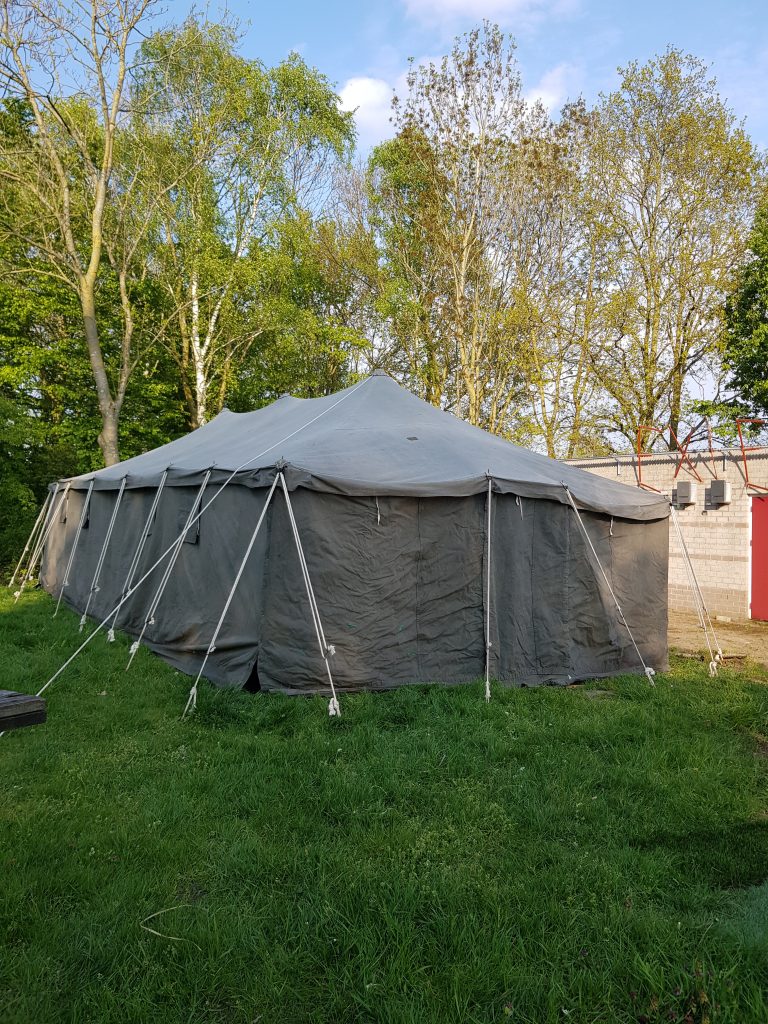 10X6 TENT VOOR FEESTEN EN PARTIJEN OP ONZE BUITENLOCATIE IN NIJMEGEN